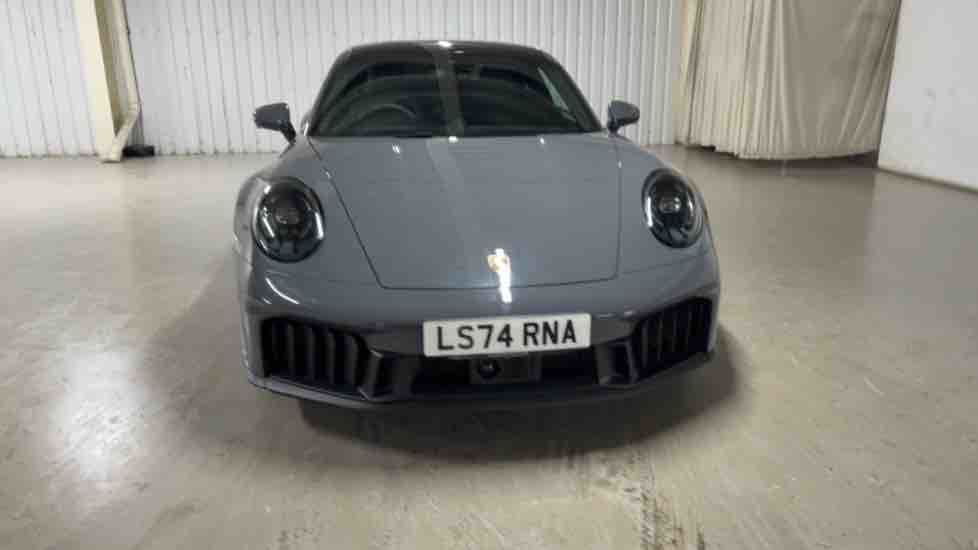 More views of Porsche 911