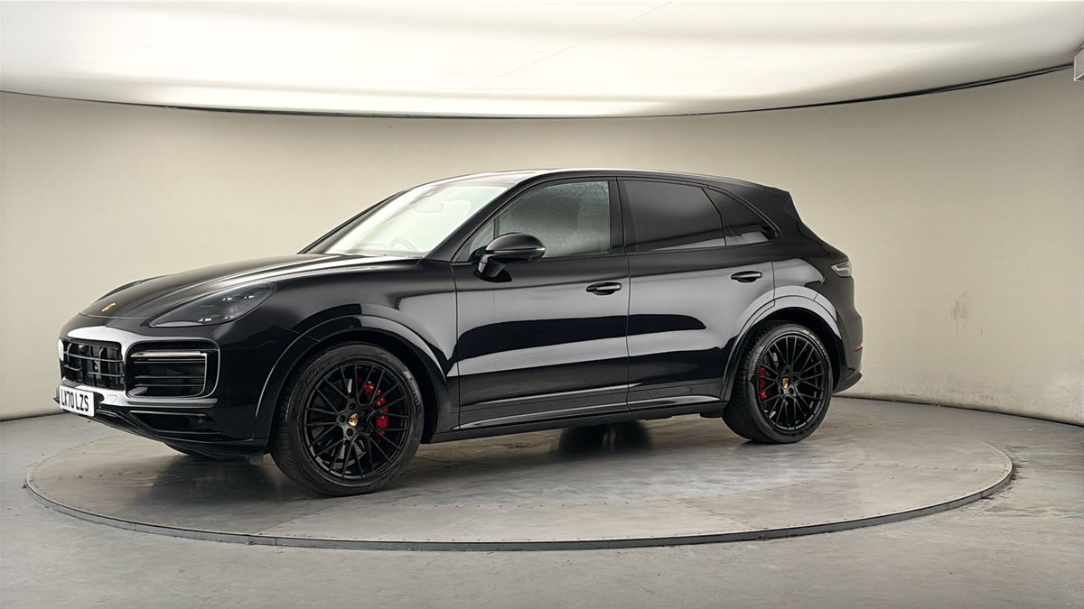 More views of Porsche Cayenne