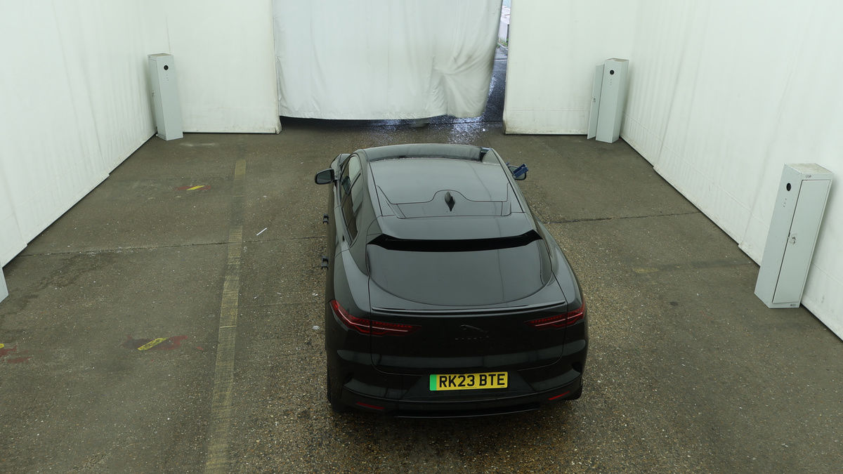 Jaguar I-PACE Image 8