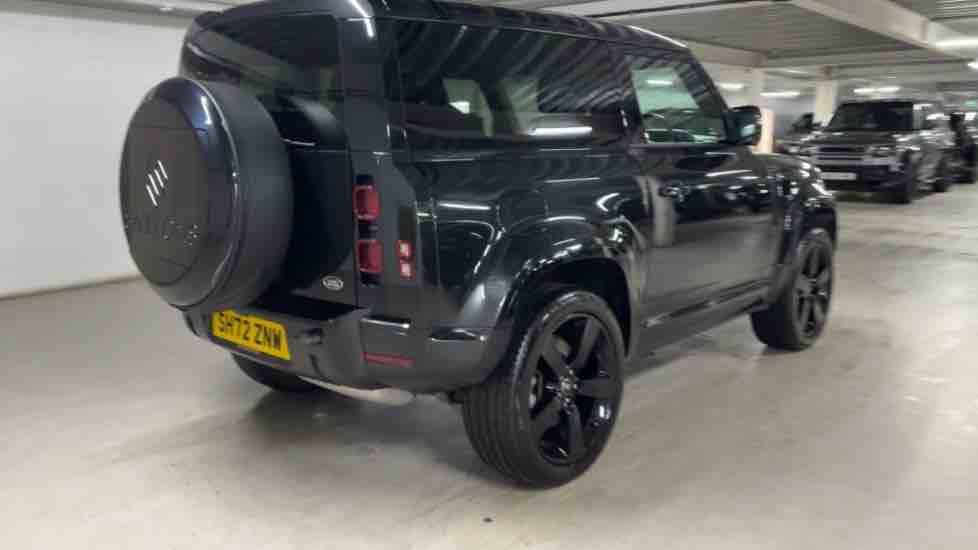 More views of Land Rover Defender 90