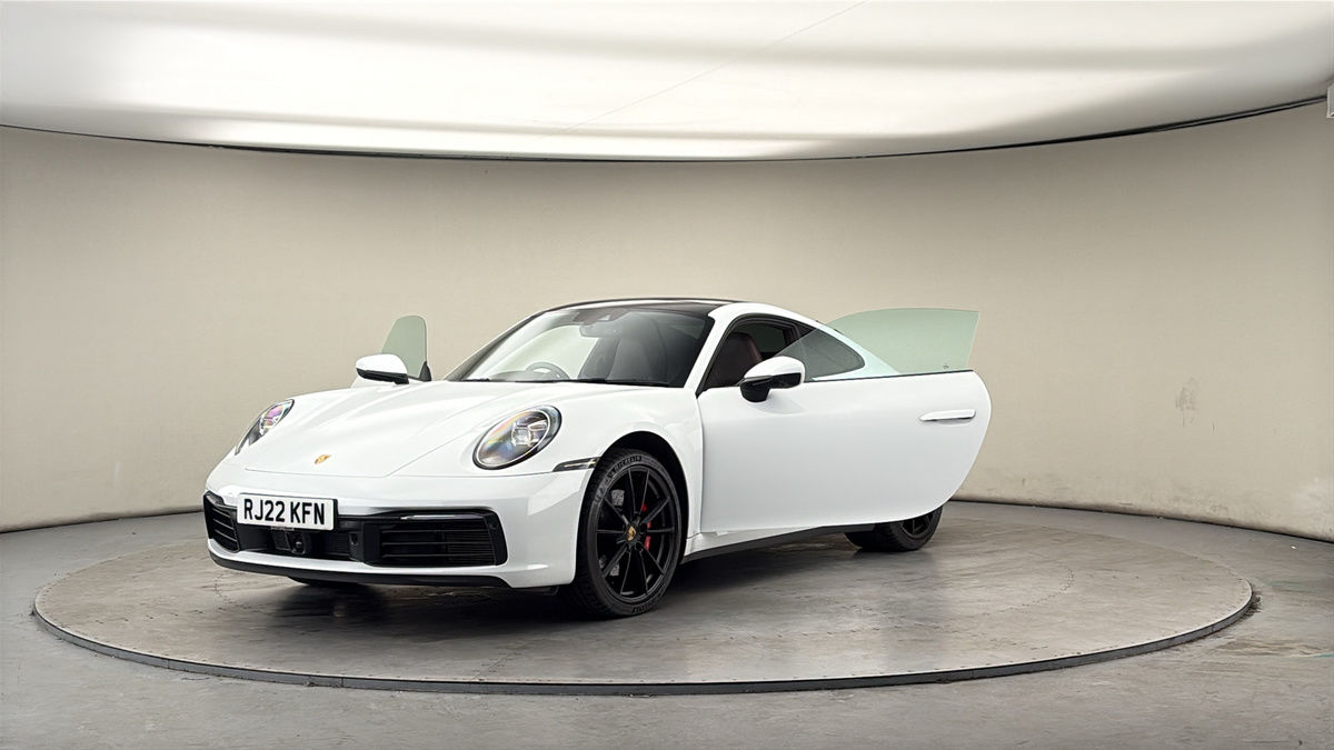 More views of Porsche 911