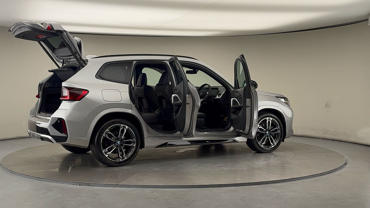 More views of BMW X1