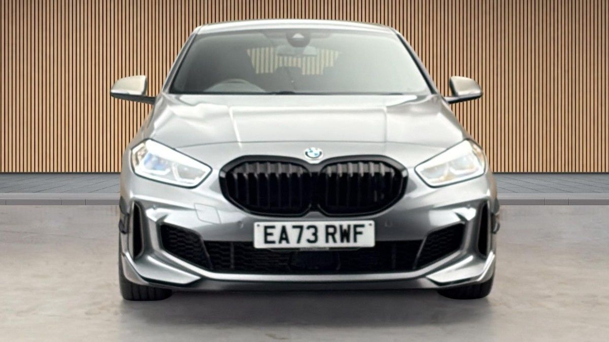 BMW 1 Series Image 3