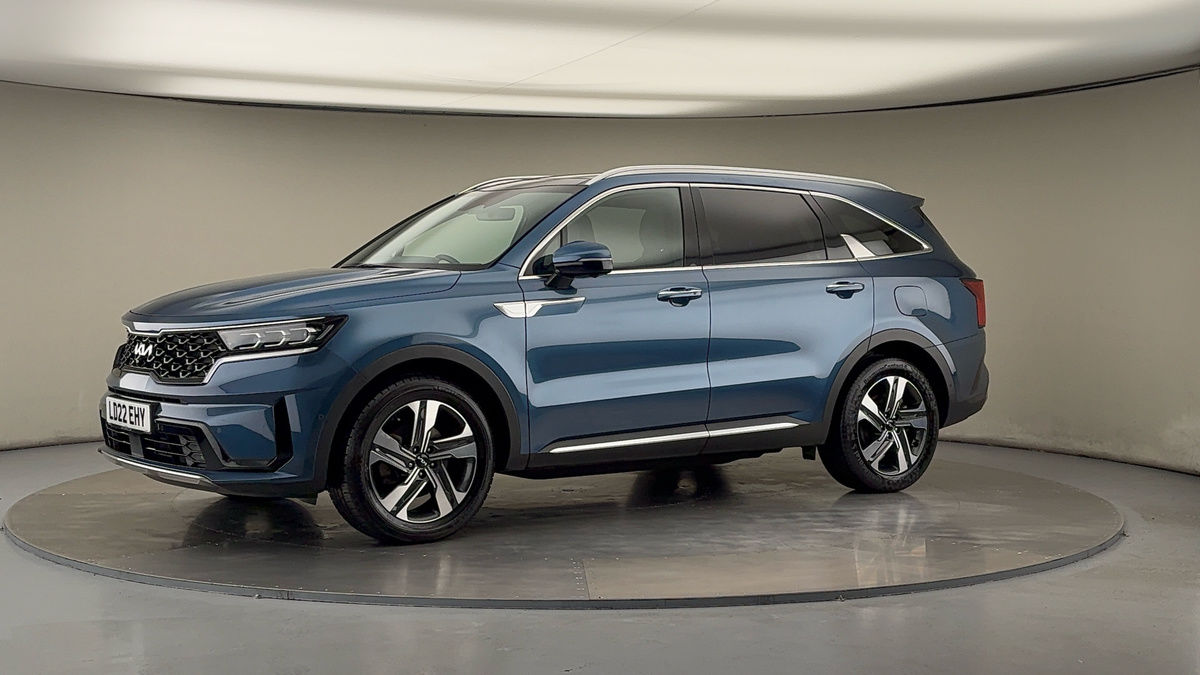 More views of Kia Sorento
