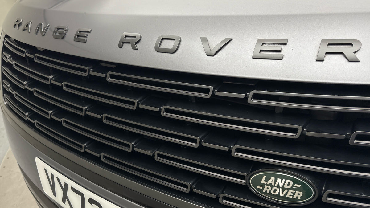 Land Rover Range Rover Image 24