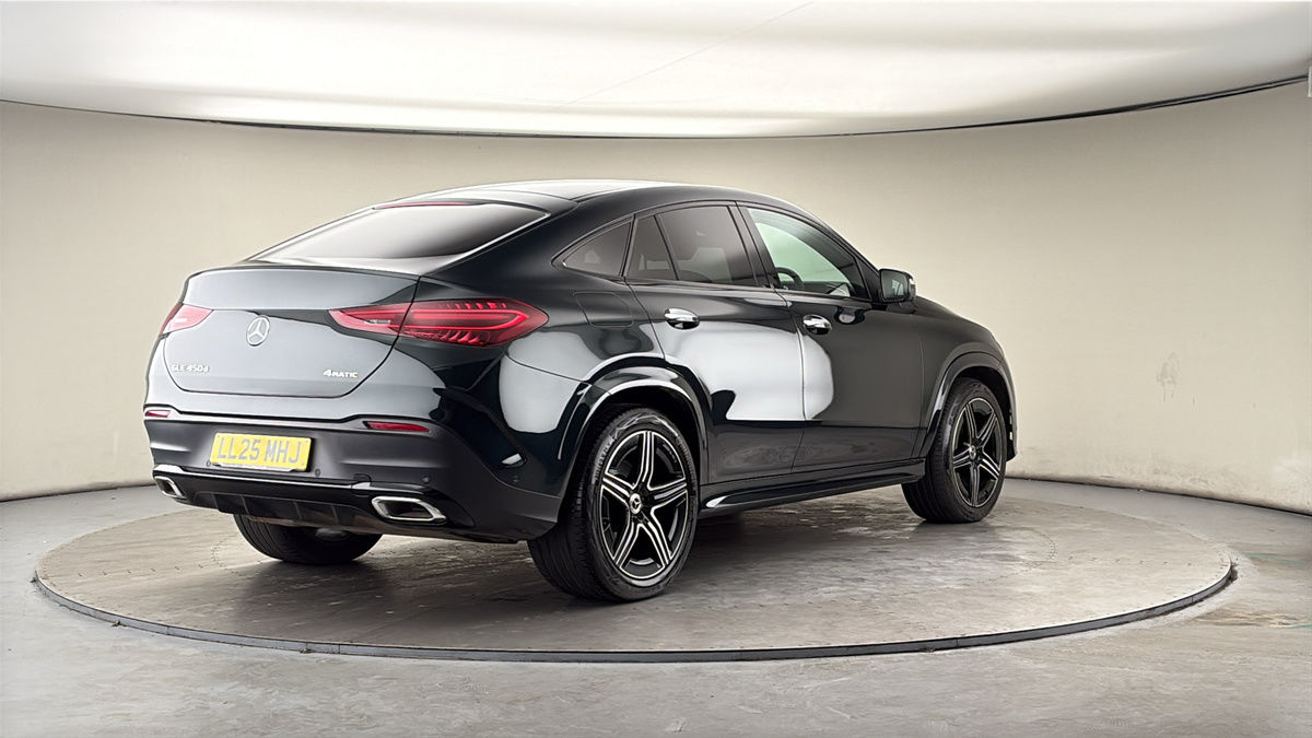 More views of Mercedes-Benz GLE