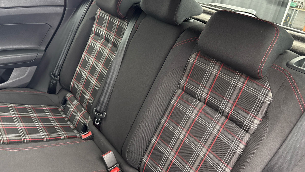 Volkswagen Polo Image 8