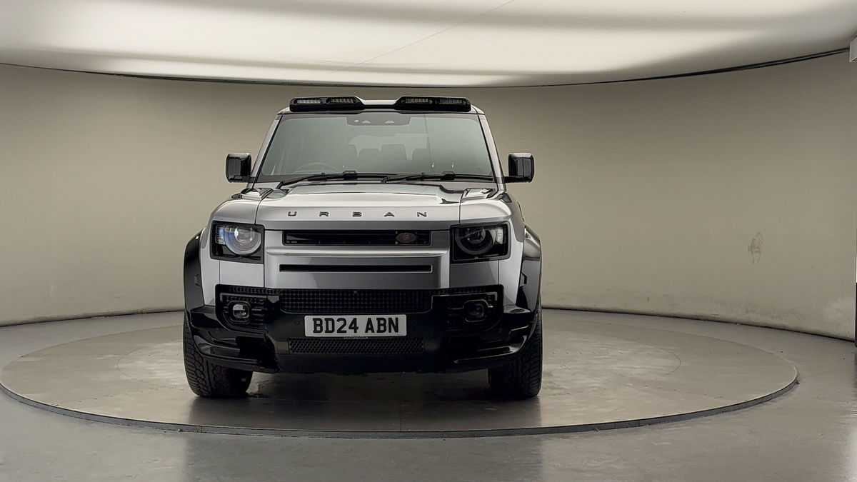 Land Rover Defender 110 Urban Image 3