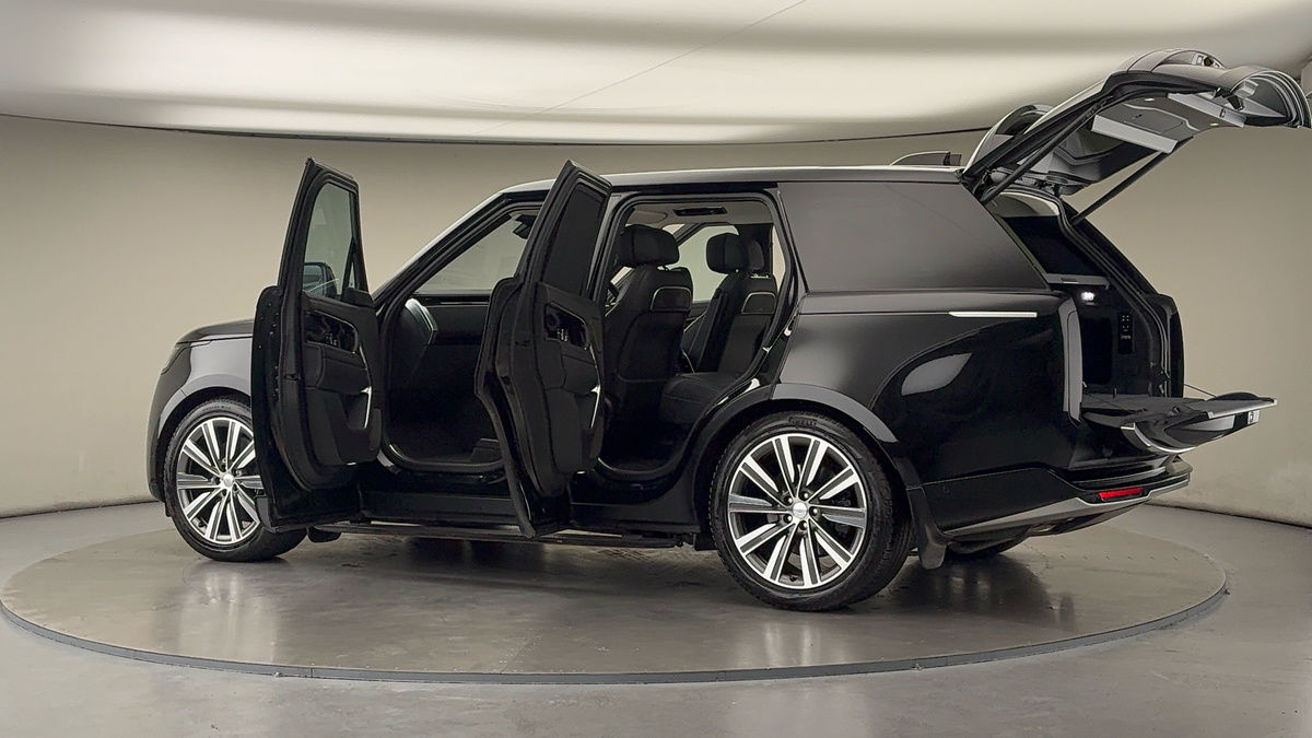 More views of Land Rover Range Rover