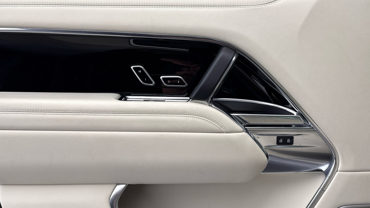 Land Rover Range Rover Image 19