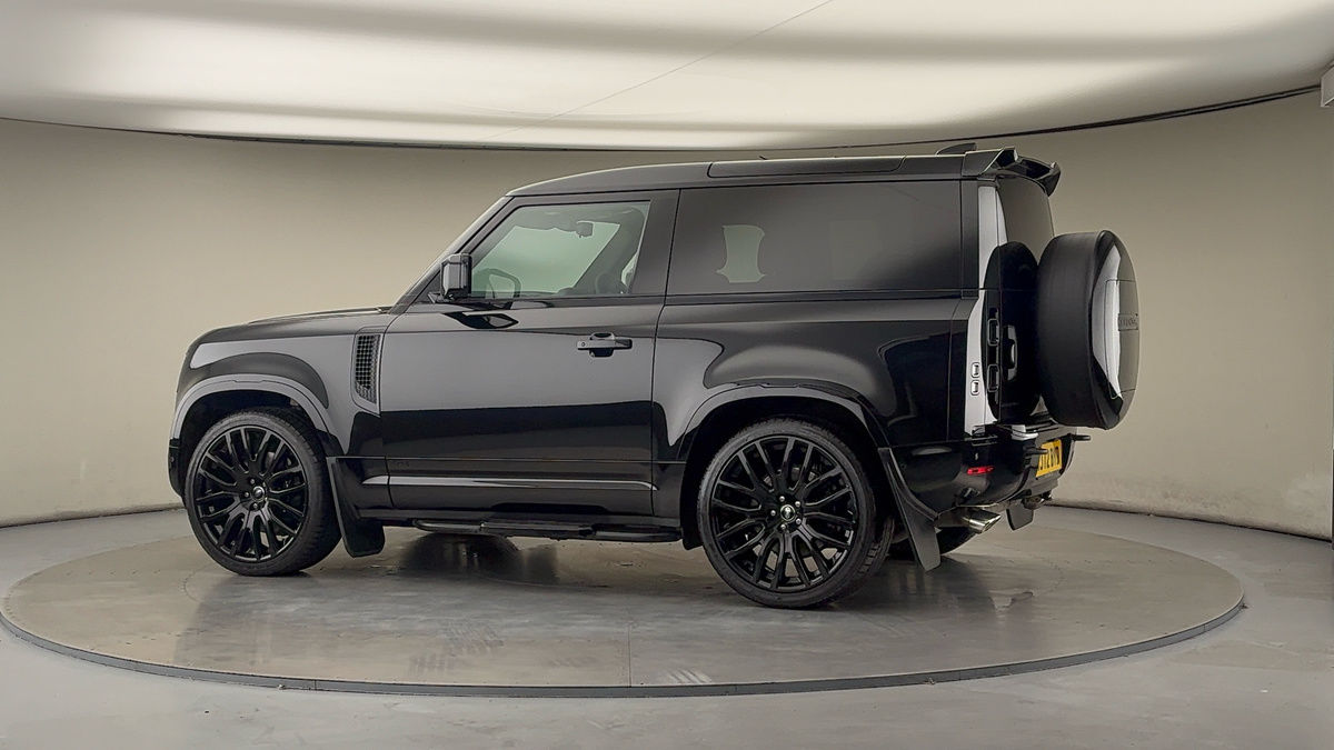 More views of Land Rover Defender 90