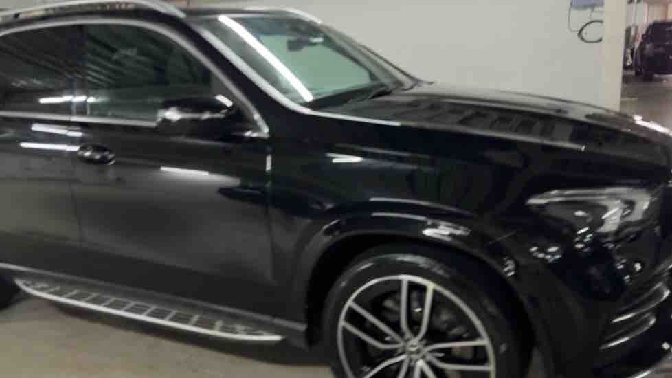 More views of Mercedes-Benz GLE