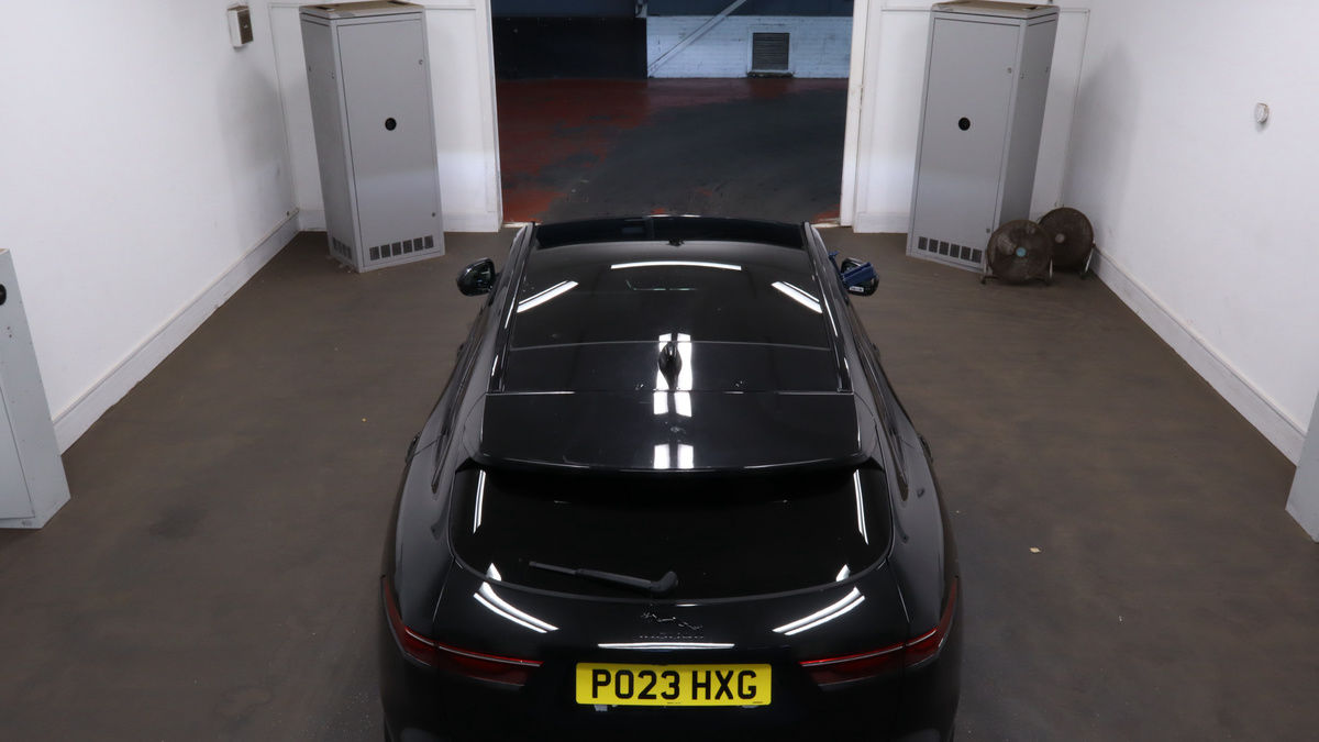 Jaguar F-PACE Image 8