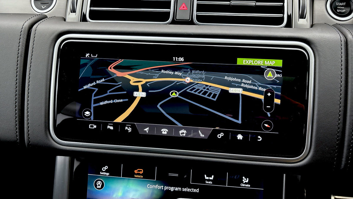 Land Rover Range Rover Image 17