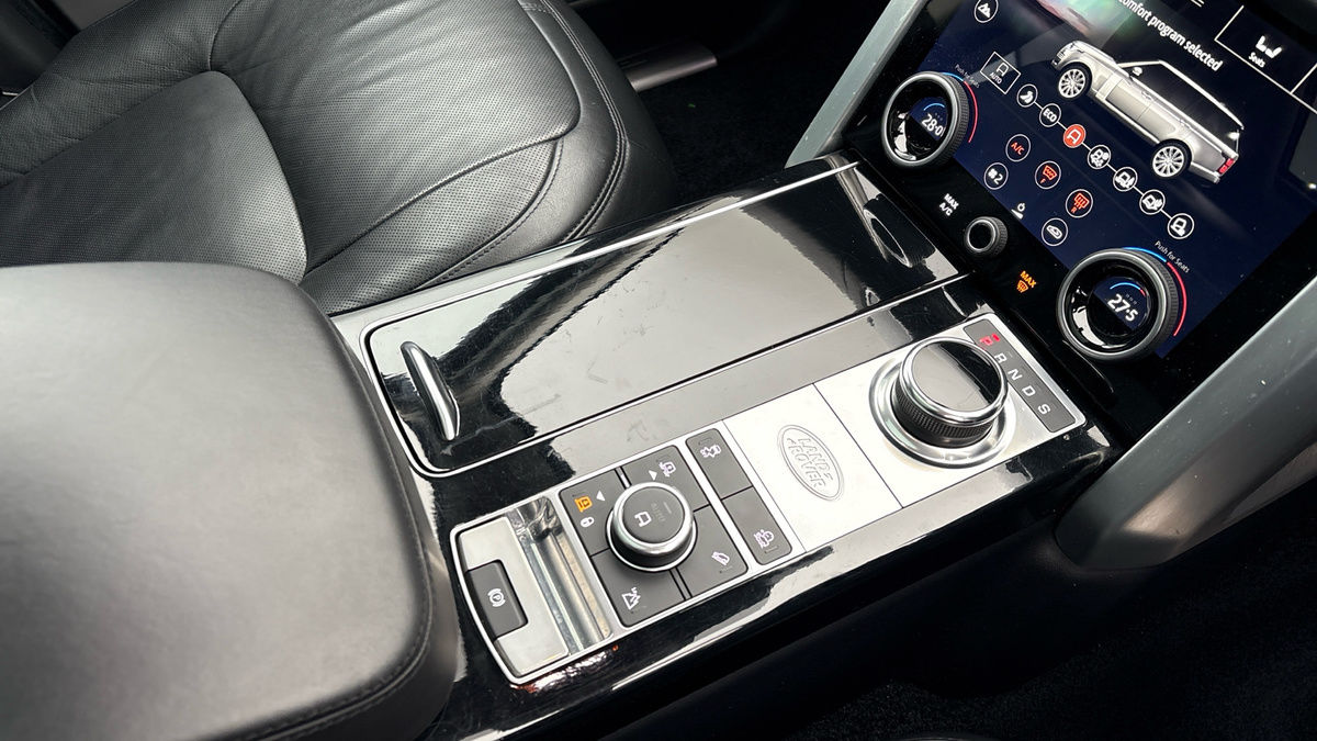 Land Rover Range Rover Image 18