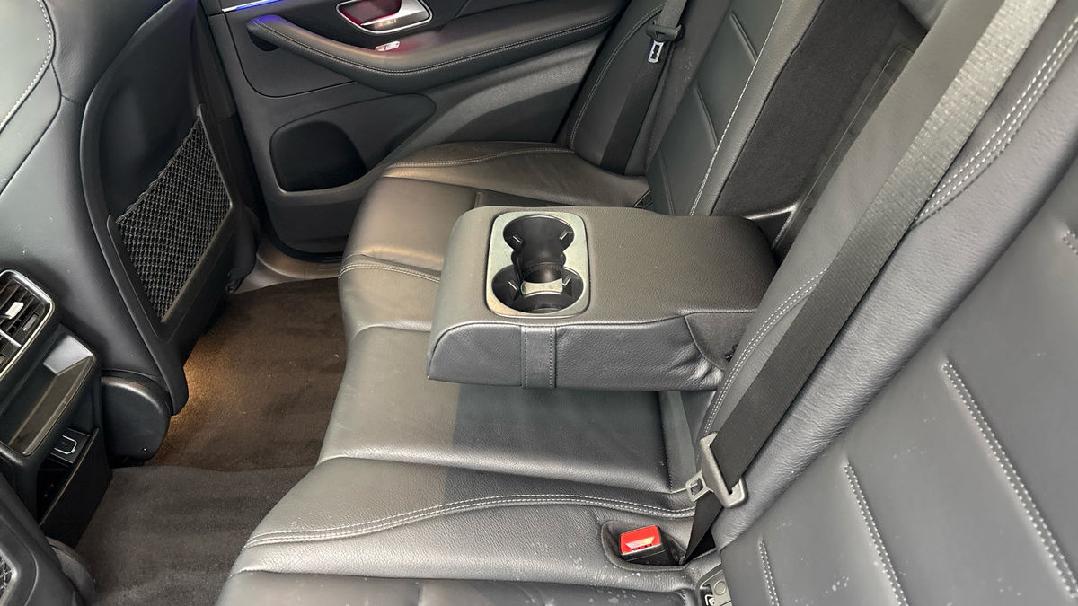 Mercedes-Benz GLE Image 9