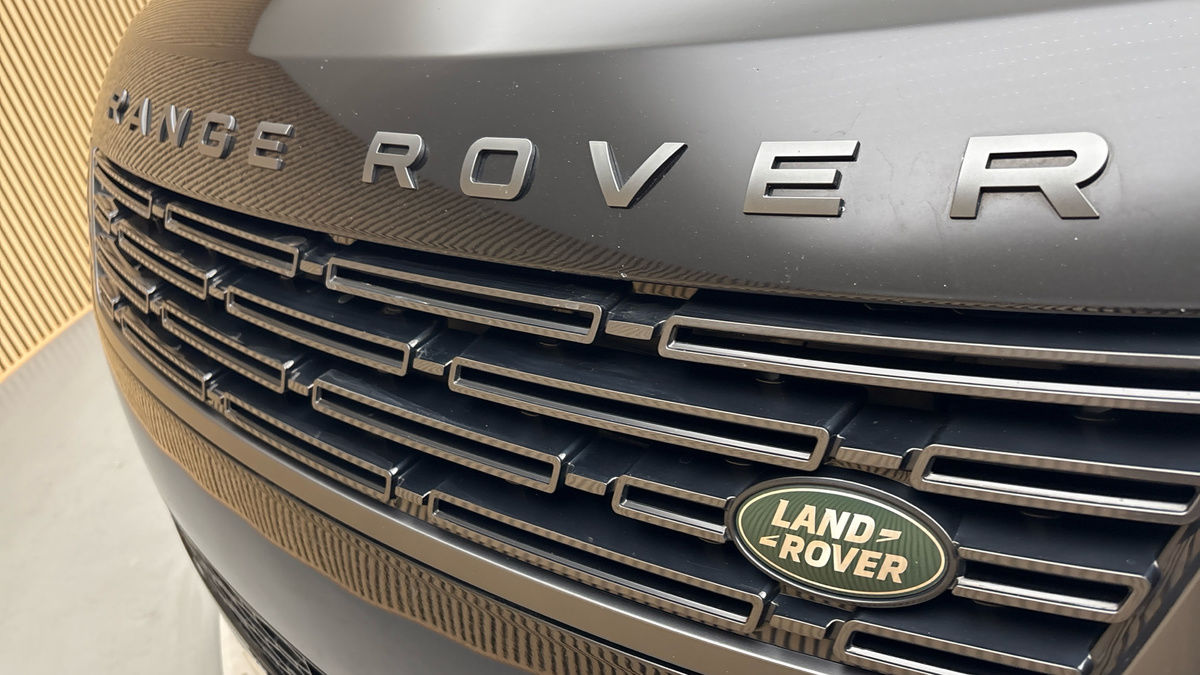 Land Rover Range Rover Sport Image 24