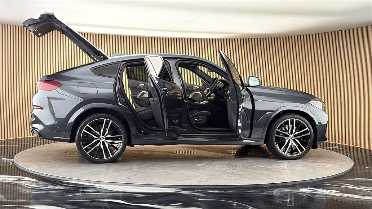 More views of BMW X6