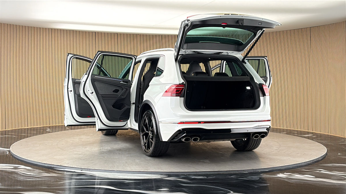 More views of Volkswagen Tiguan