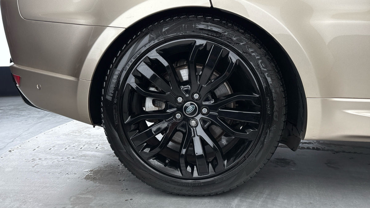 Land Rover Range Rover Sport Image 10