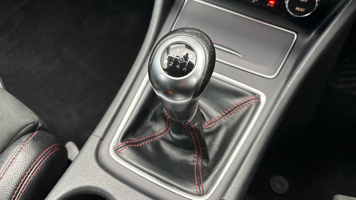 Mercedes-Benz CLA Image 6
