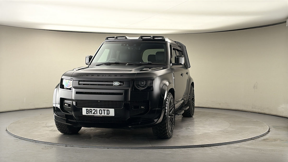 More views of Land Rover Defender 110