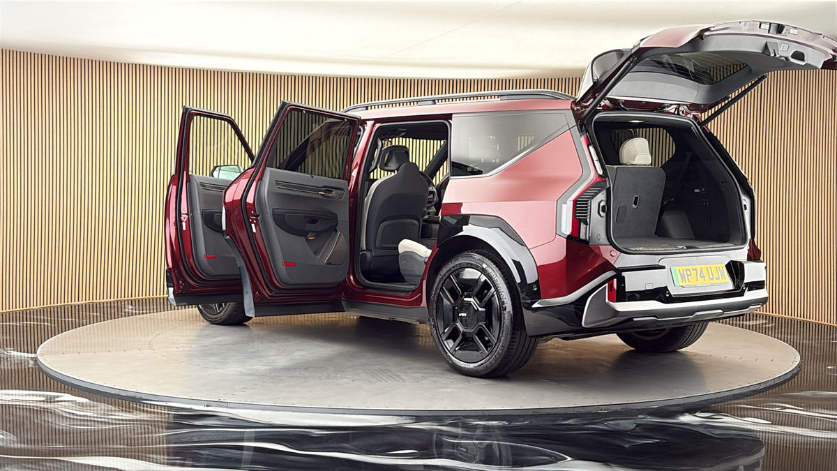 More views of Kia EV9