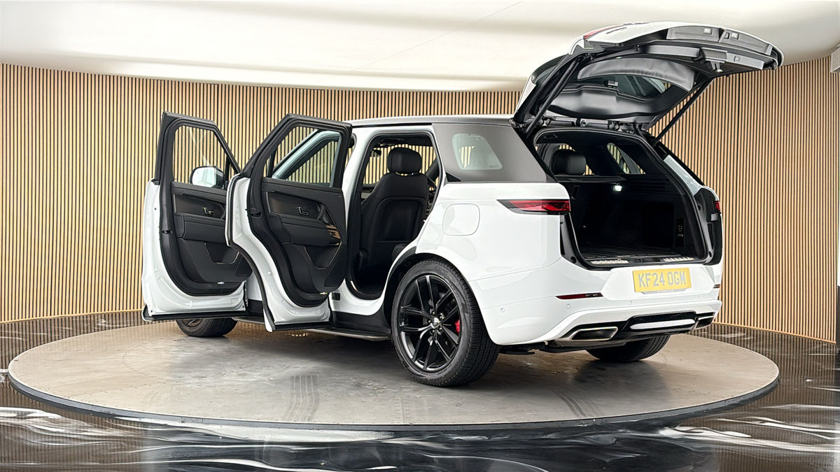 More views of Land Rover Range Rover Sport