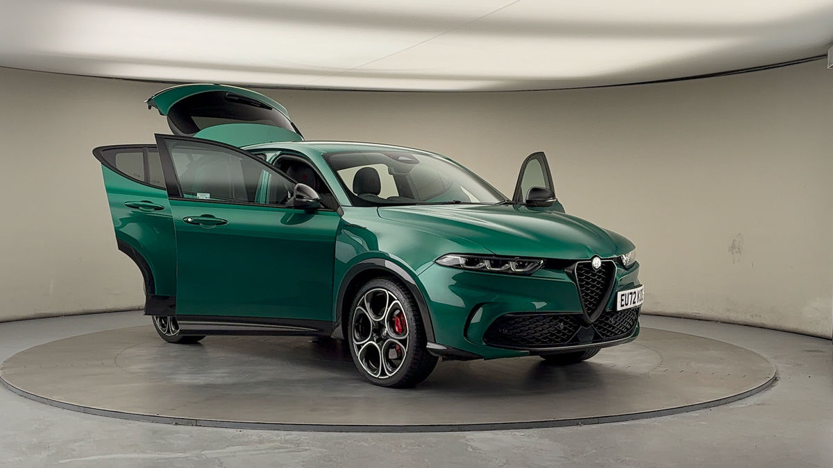 More views of Alfa Romeo Tonale