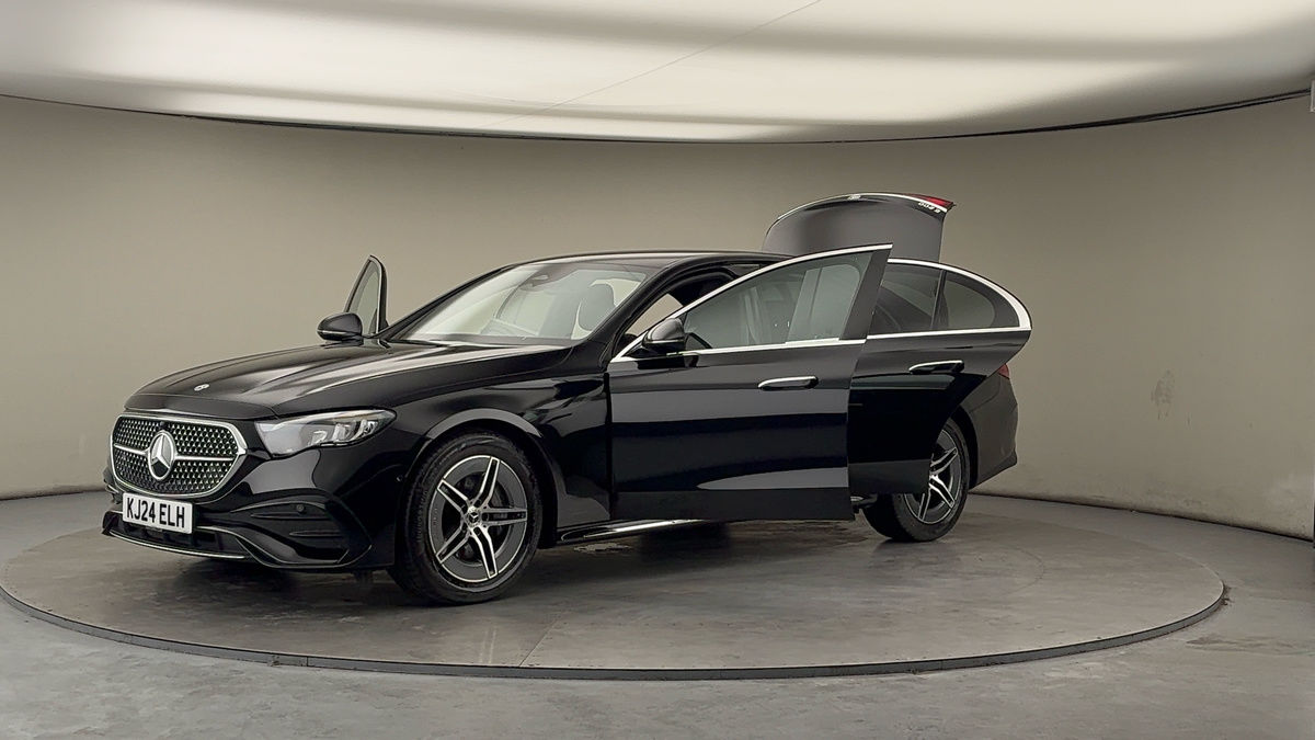 Mercedes-Benz E Class Image 22