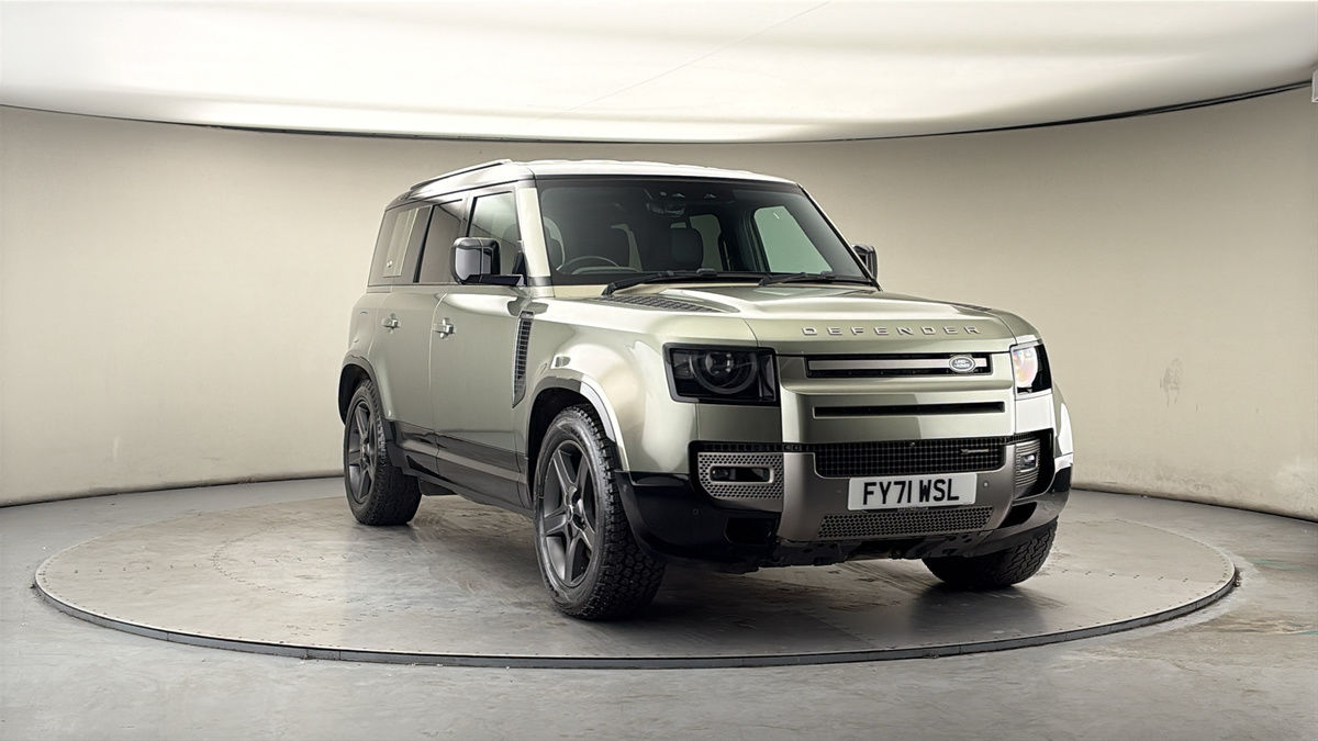 More views of Land Rover Defender 110