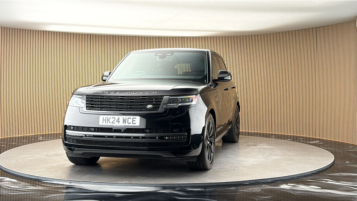 More views of Land Rover Range Rover