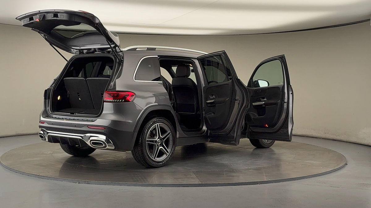 More views of Mercedes-Benz GLB