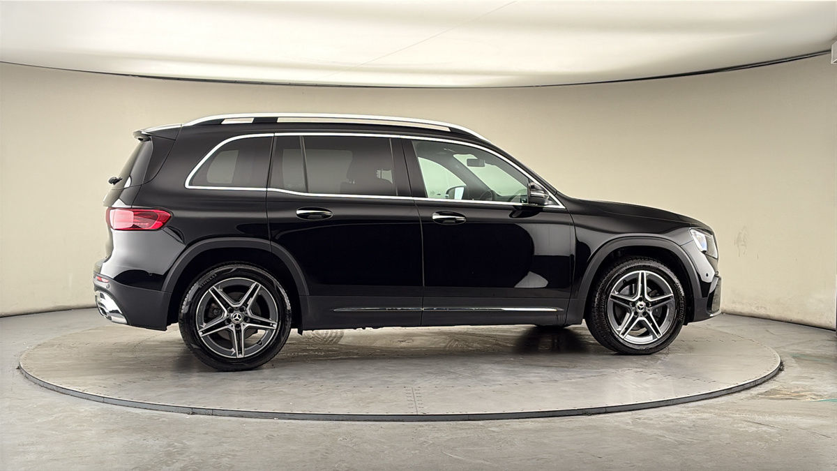 More views of Mercedes-Benz GLB
