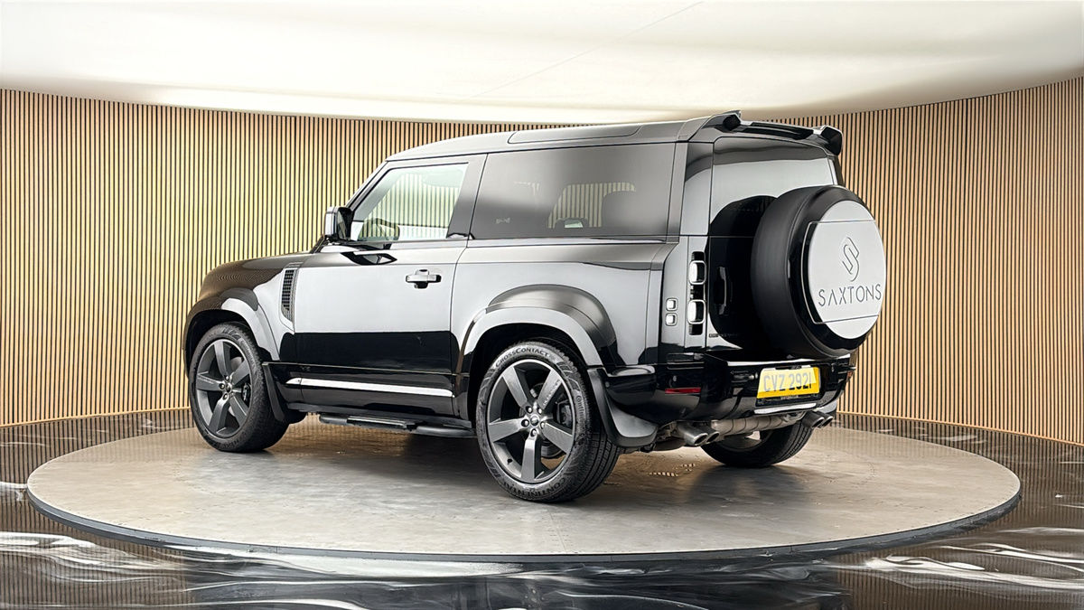 More views of Land Rover Defender 90