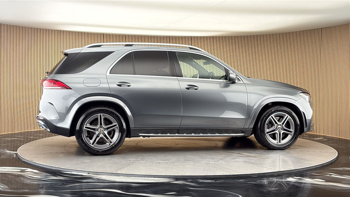 More views of Mercedes-Benz GLE