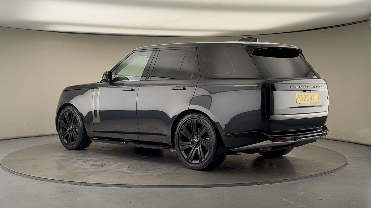 More views of Land Rover Range Rover