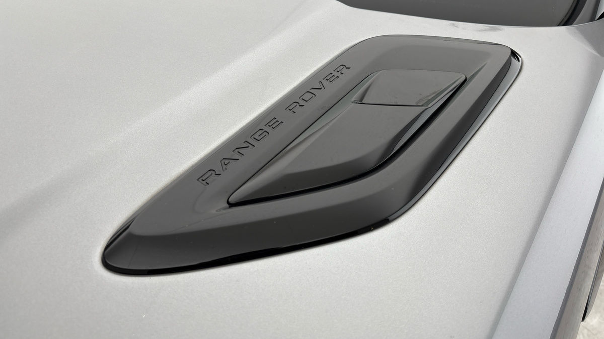 Land Rover Range Rover Sport Image 26