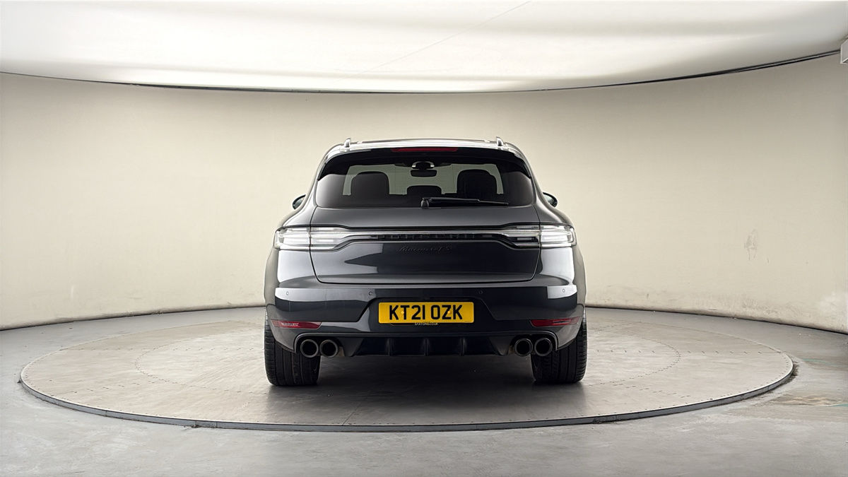 Porsche Macan Image 4