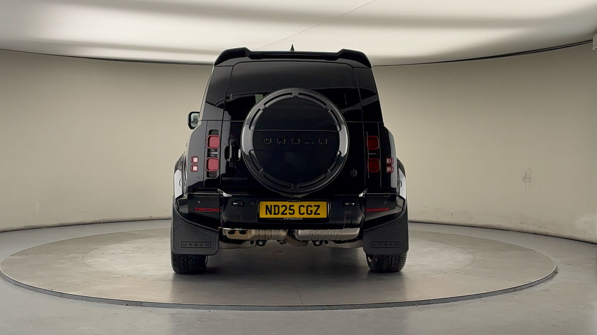 More views of Land Rover Defender 110