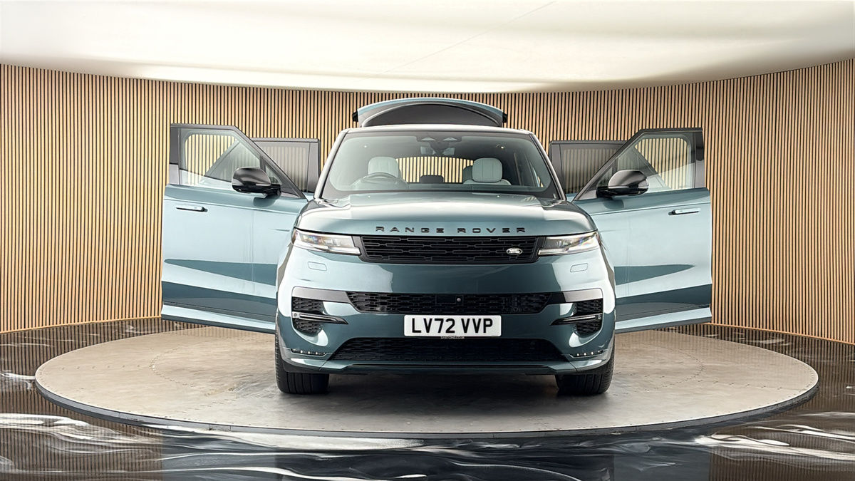 More views of Land Rover Range Rover Sport