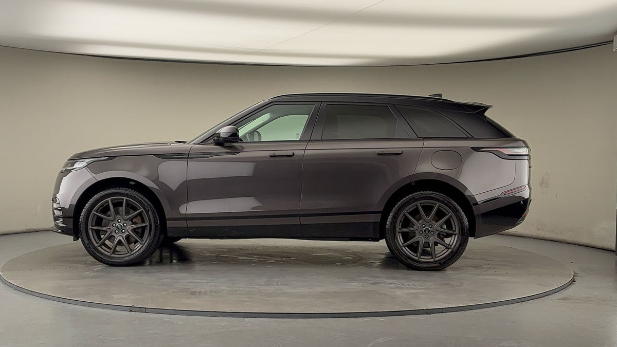 Land Rover Range Rover Velar Image 15