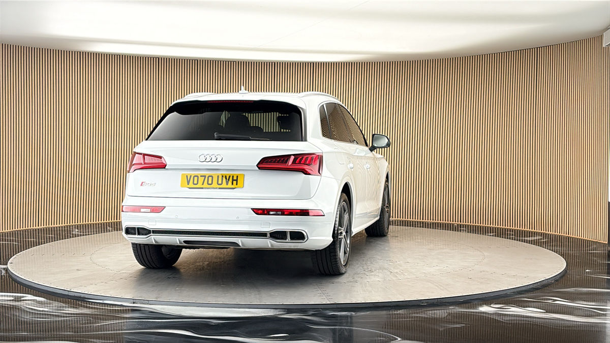 More views of Audi SQ5