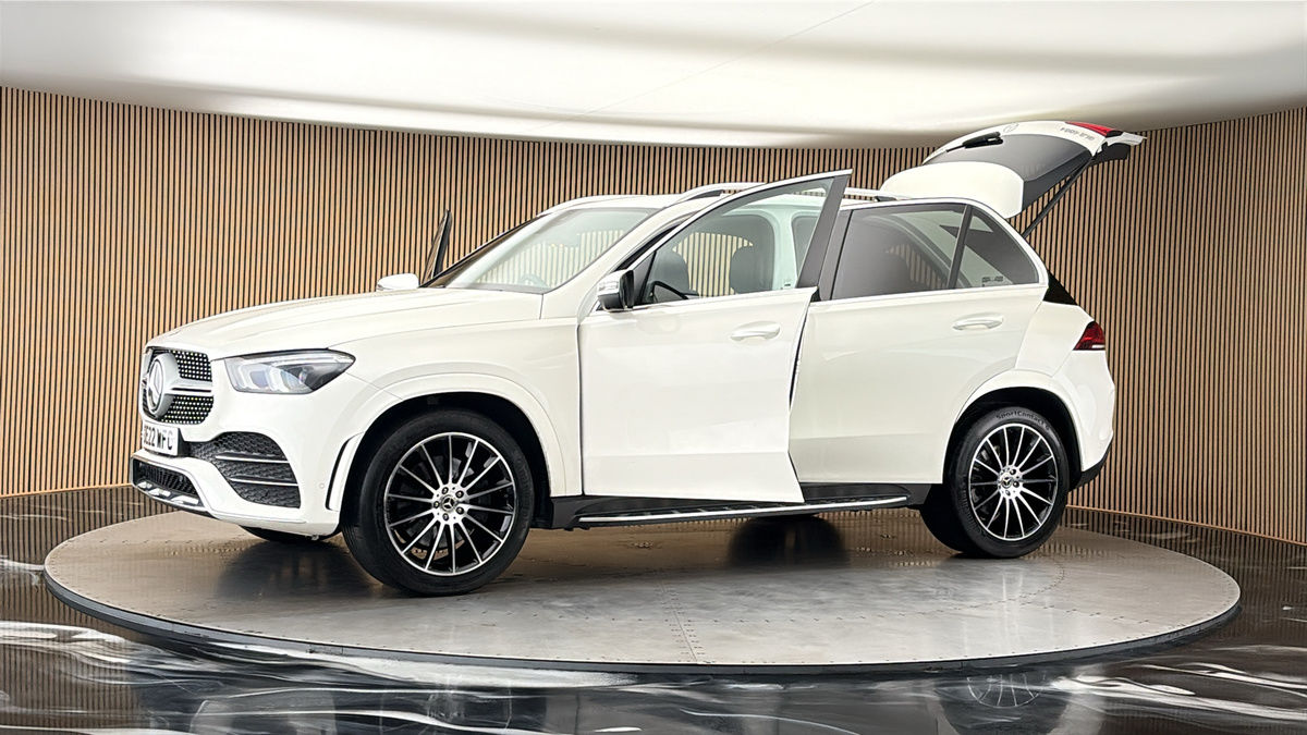 More views of Mercedes-Benz GLE