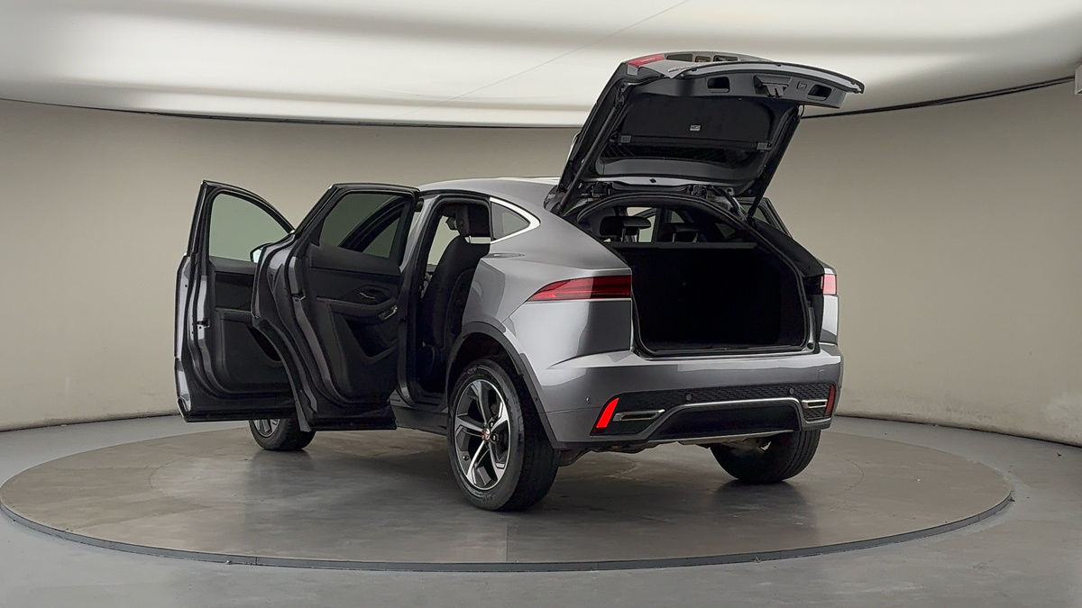 Jaguar E-PACE Image 23
