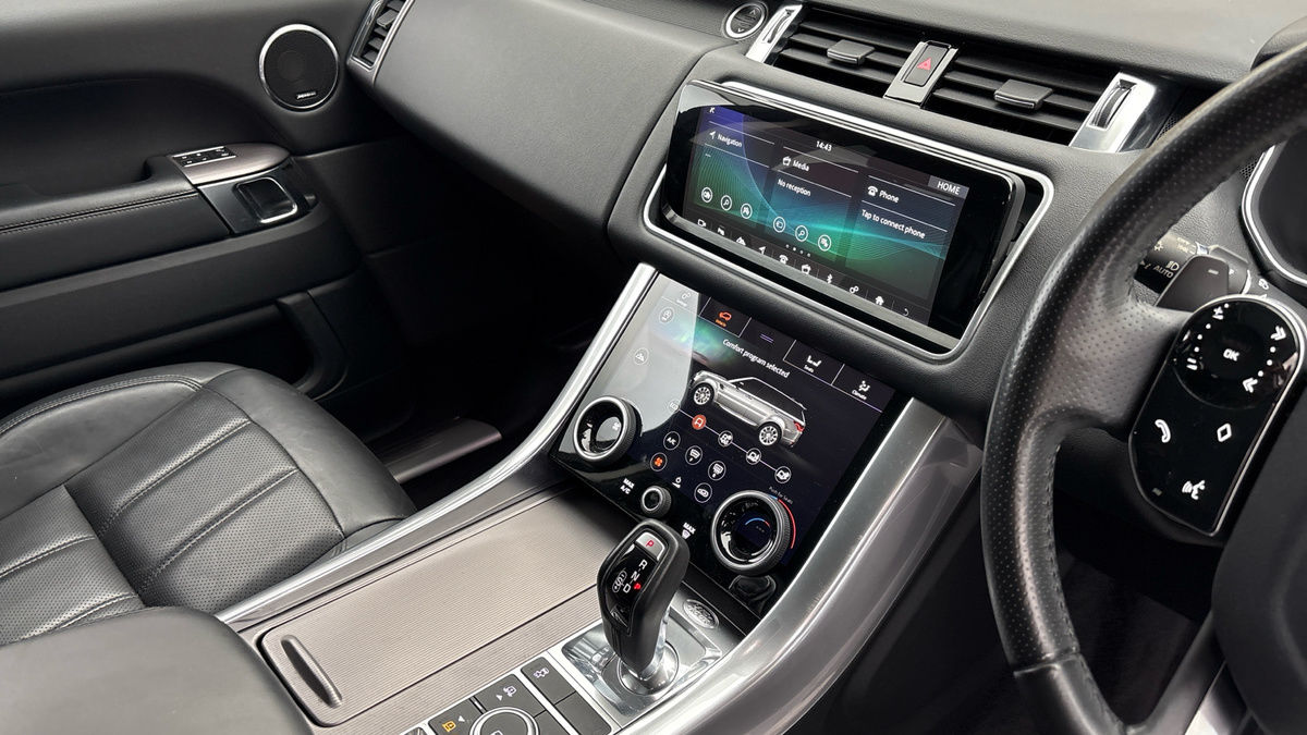 Land Rover Range Rover Sport Image 18