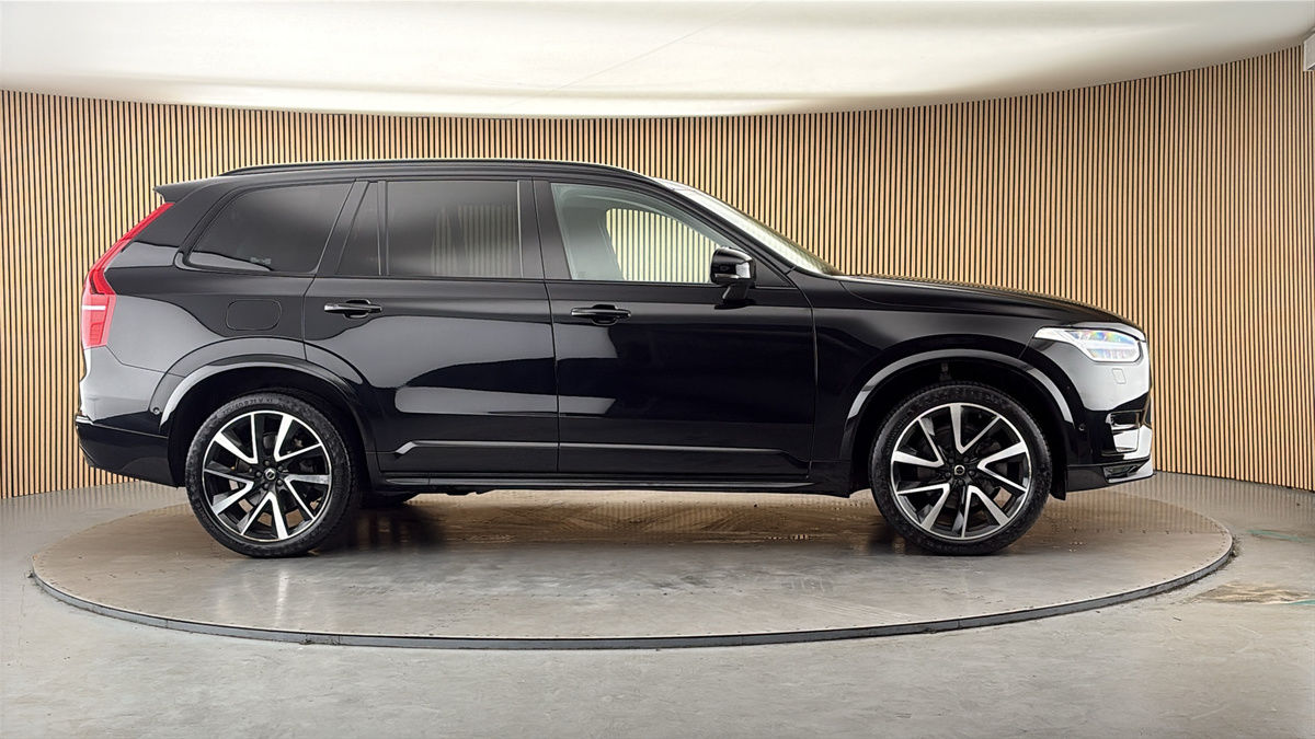 More views of Volvo XC90