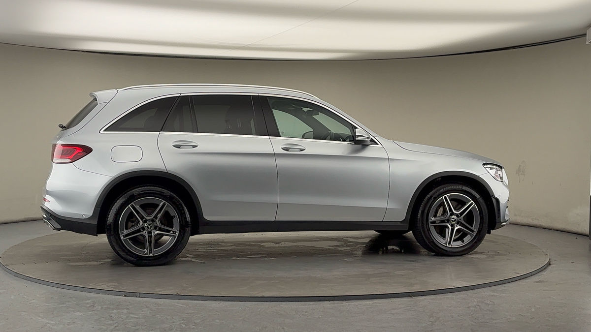 More views of Mercedes-Benz GLC