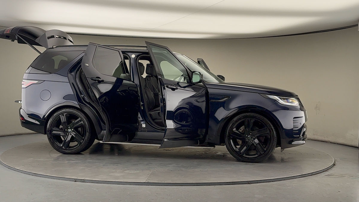 More views of Land Rover Discovery