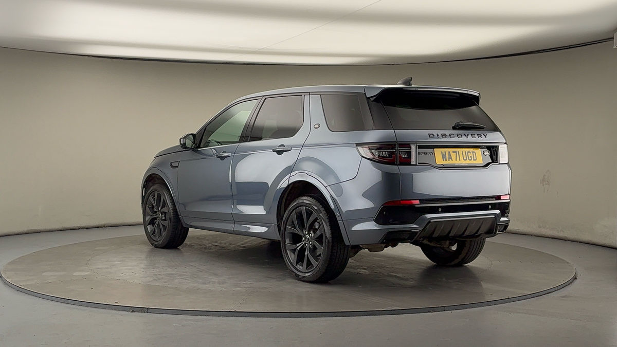 Land Rover Discovery Sport Image 2